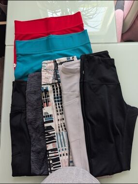 Leggings, Yoga Pants & Shorts Bundle XS